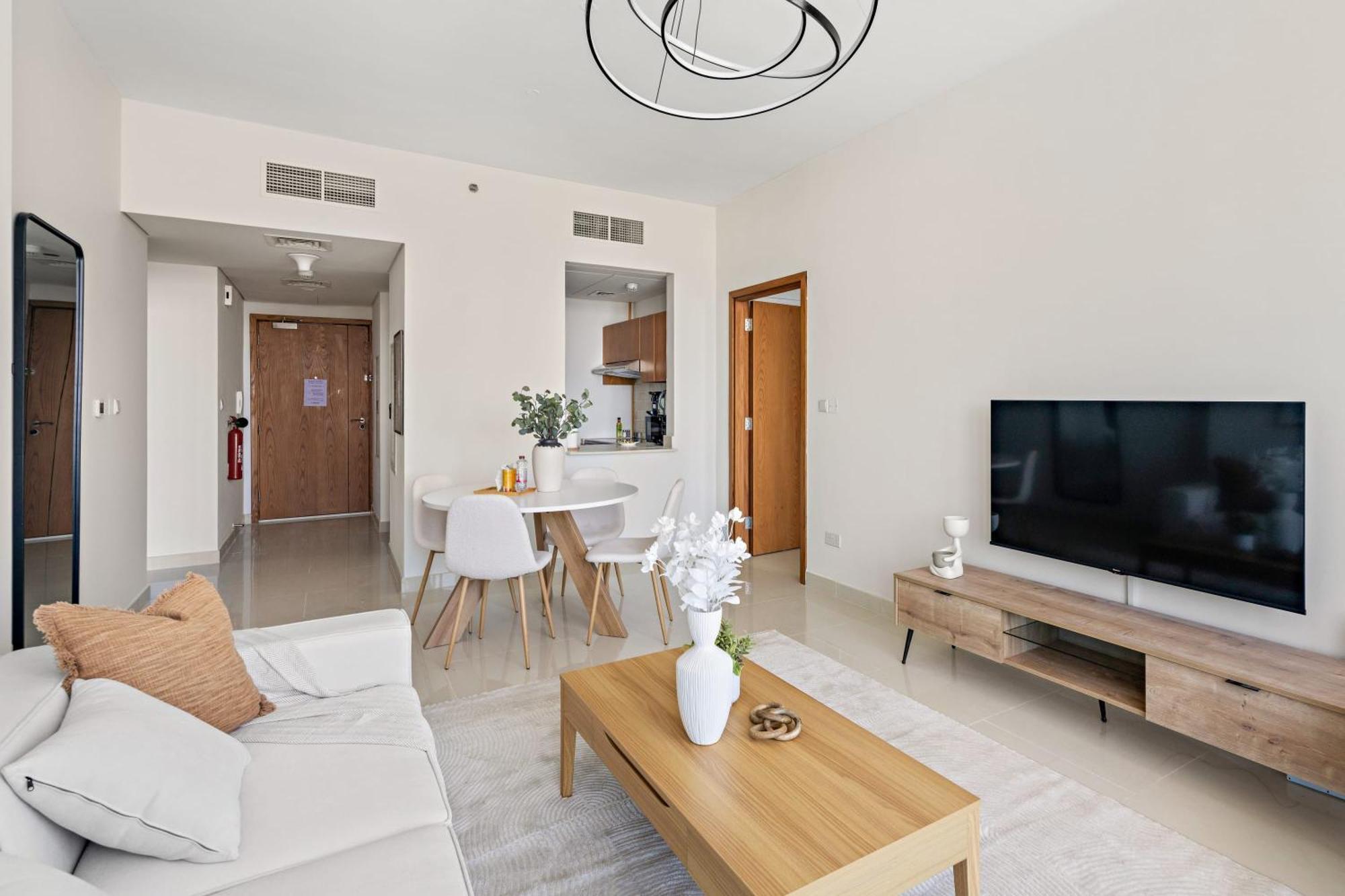 Silkhaus Chic 2 Bdr Near Reem Park Apartment *